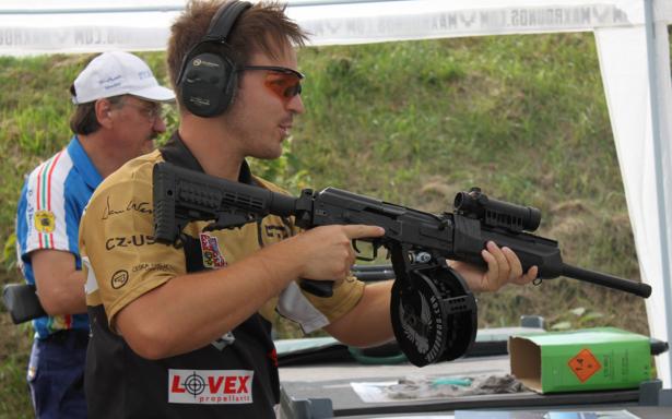 Adam Týc and Maxrounds PowerMag700